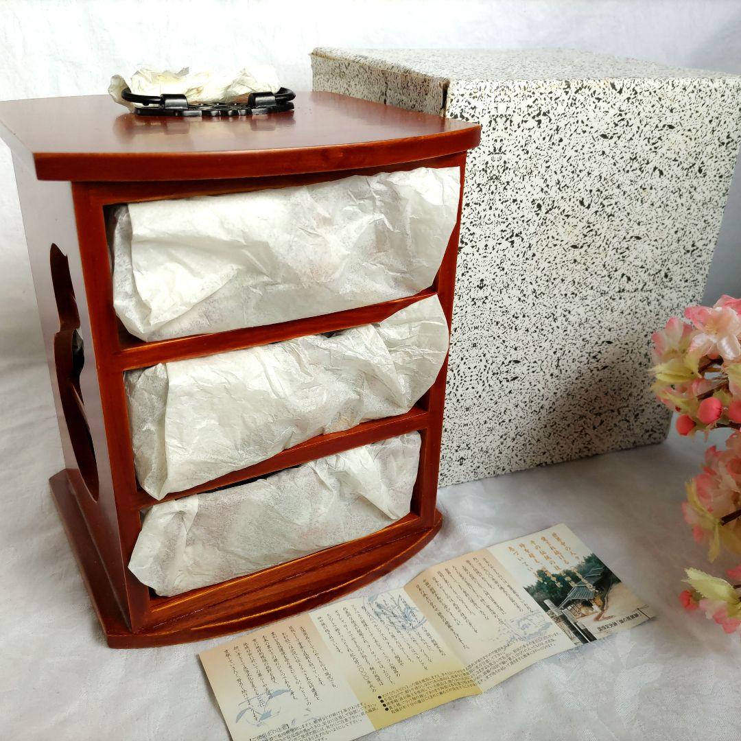 新品　有田焼　古伊万里　手提げ三段重箱　野点遊山箱　色変り中鉢　陶器小物入　箱入