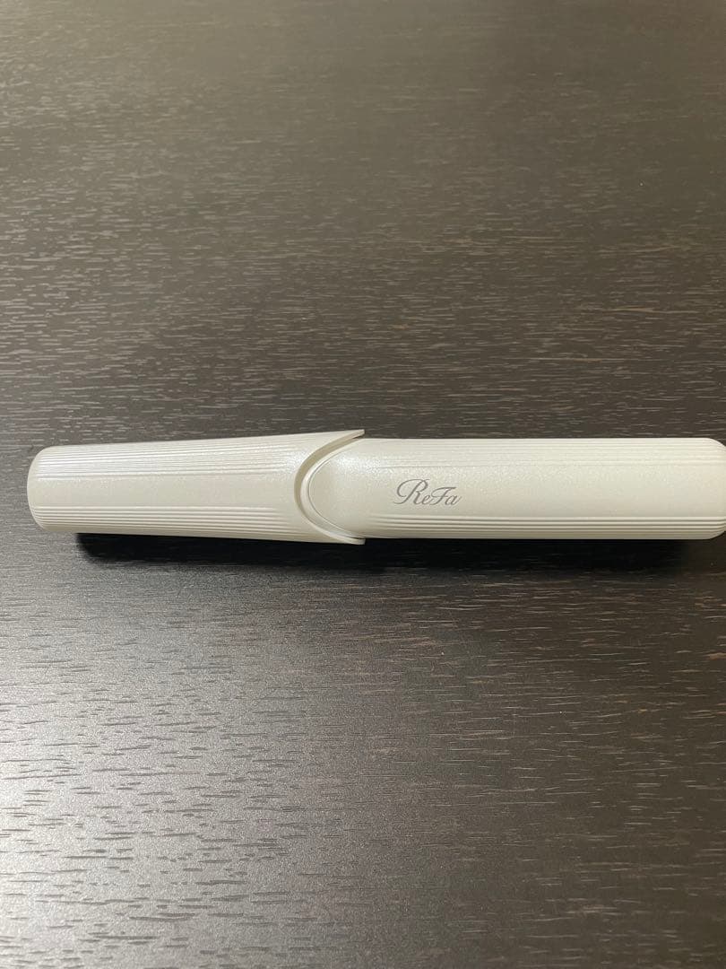 ReFa ストレートヘアアイロン ホワイト USBケーブル付き（即購入可）