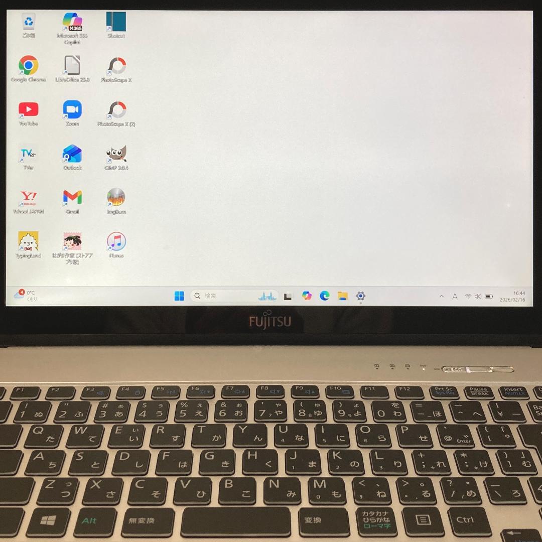 初心者向✨DVD・タッチパネル✨シルバー✨すぐ使えるノートパソコン◇T498-1