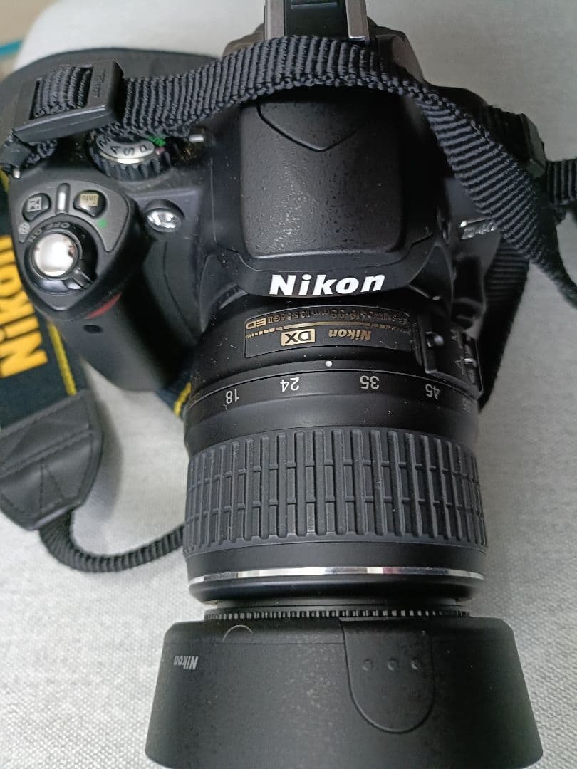 【おトク！】Nikon D40 ＆ エモい写真が撮れる単焦点レンズセット