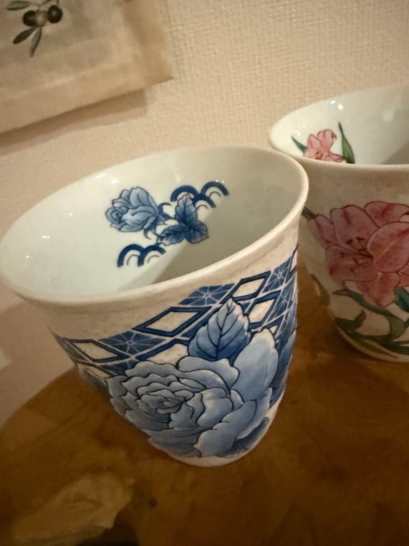 ☆美品☆マグカップ　金龍窯　ゆりと薔薇　パールの煌めき　2客セット