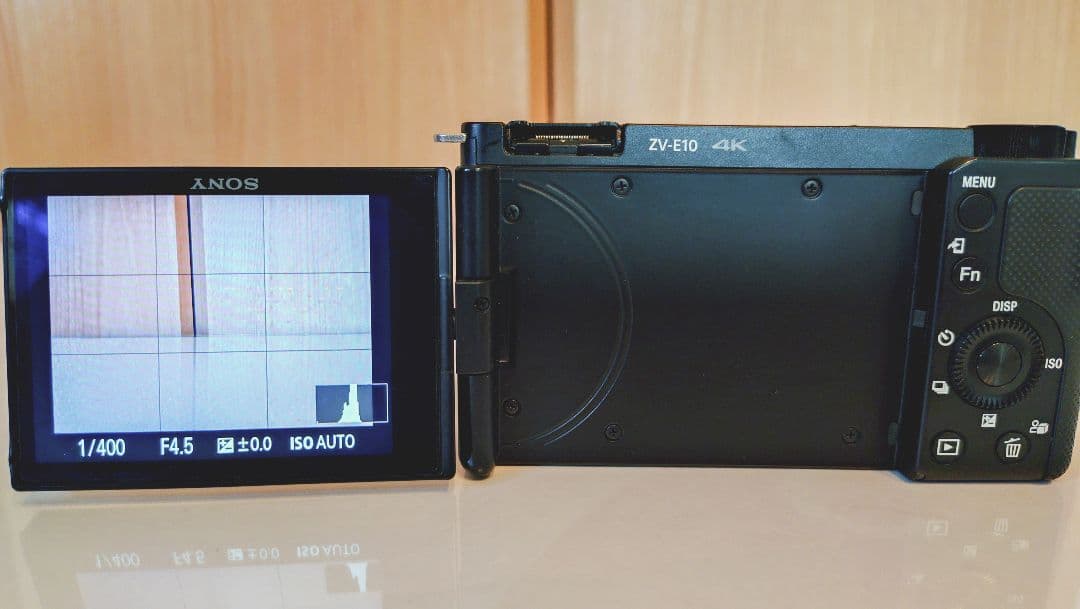 SONY ZV-E10 レンズキット＆バッテリー7個【ケース付き＆週末限定値下】