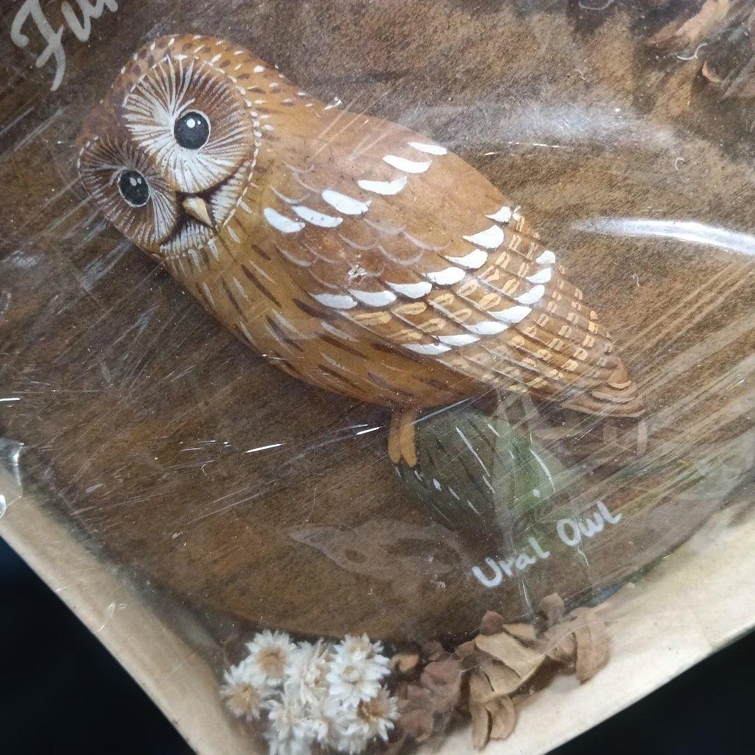 186.フクロウの木製インテリア装飾.手描き、手彫り、極小品