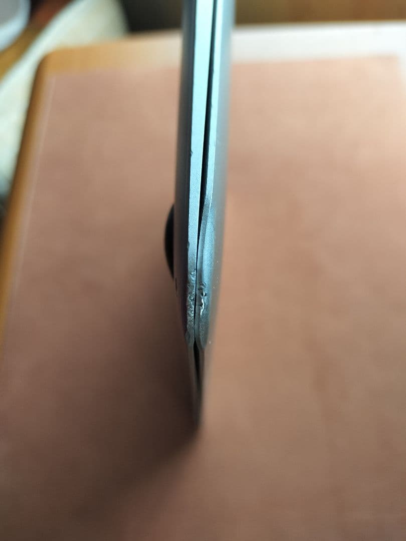 週末価格　MacBook Air 2015　13インチ