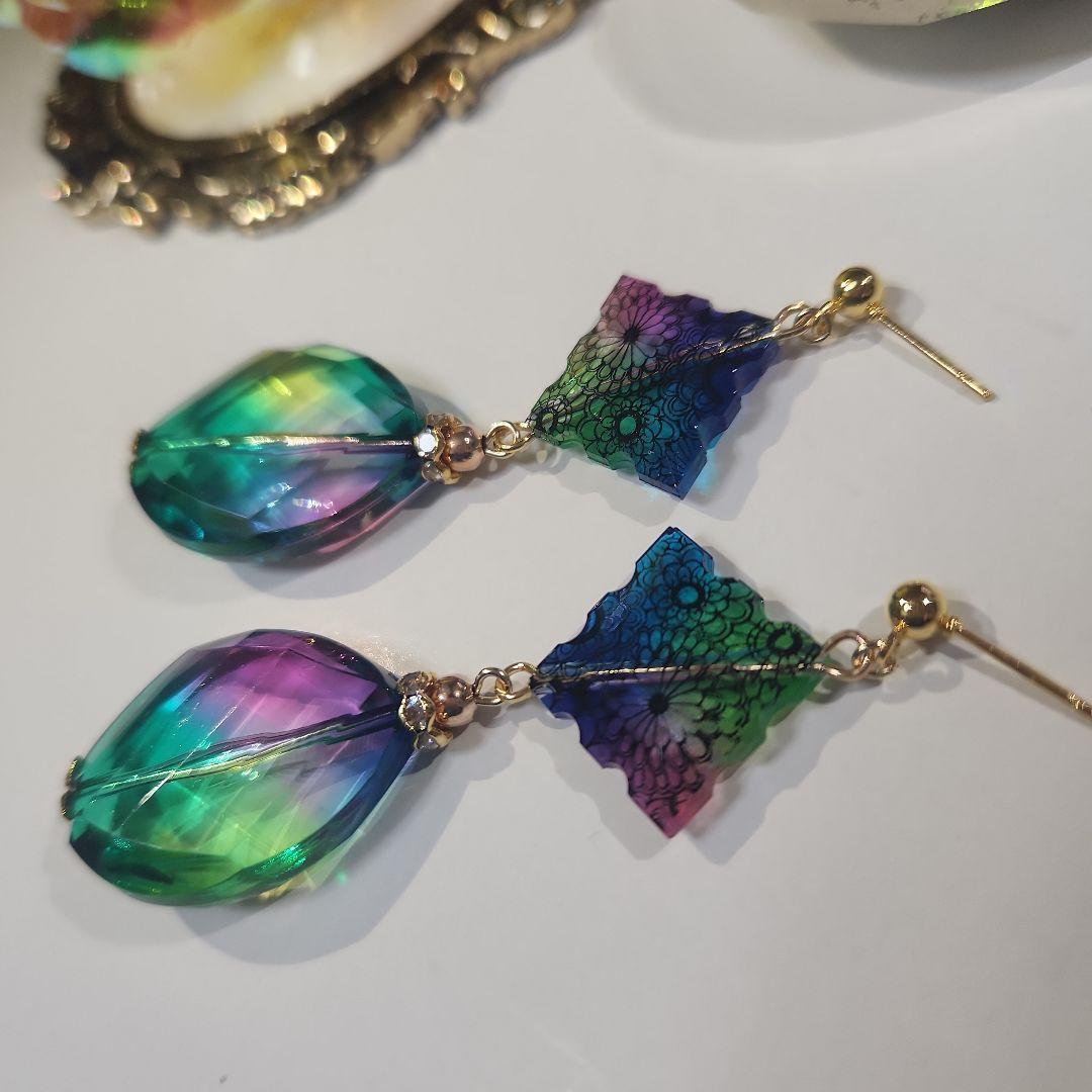 ハンドメイドピアス3201