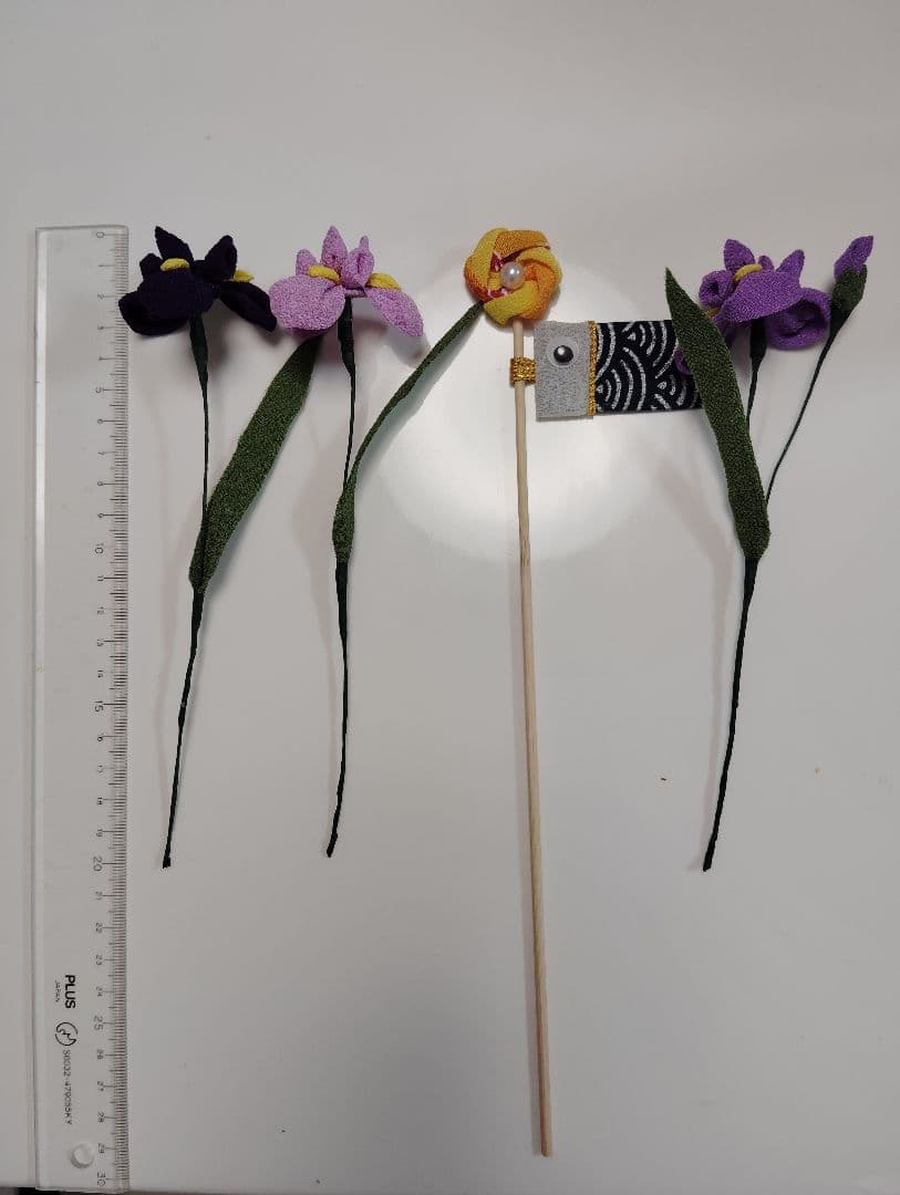 にゃんぷっぷーさま専用　つまみ細工　花菖蒲　鯉のぼり