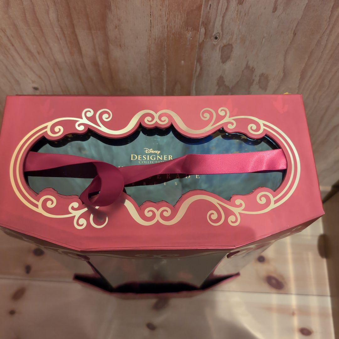 不思議の国のアリス　ハートの女王　ドール　フィギュア