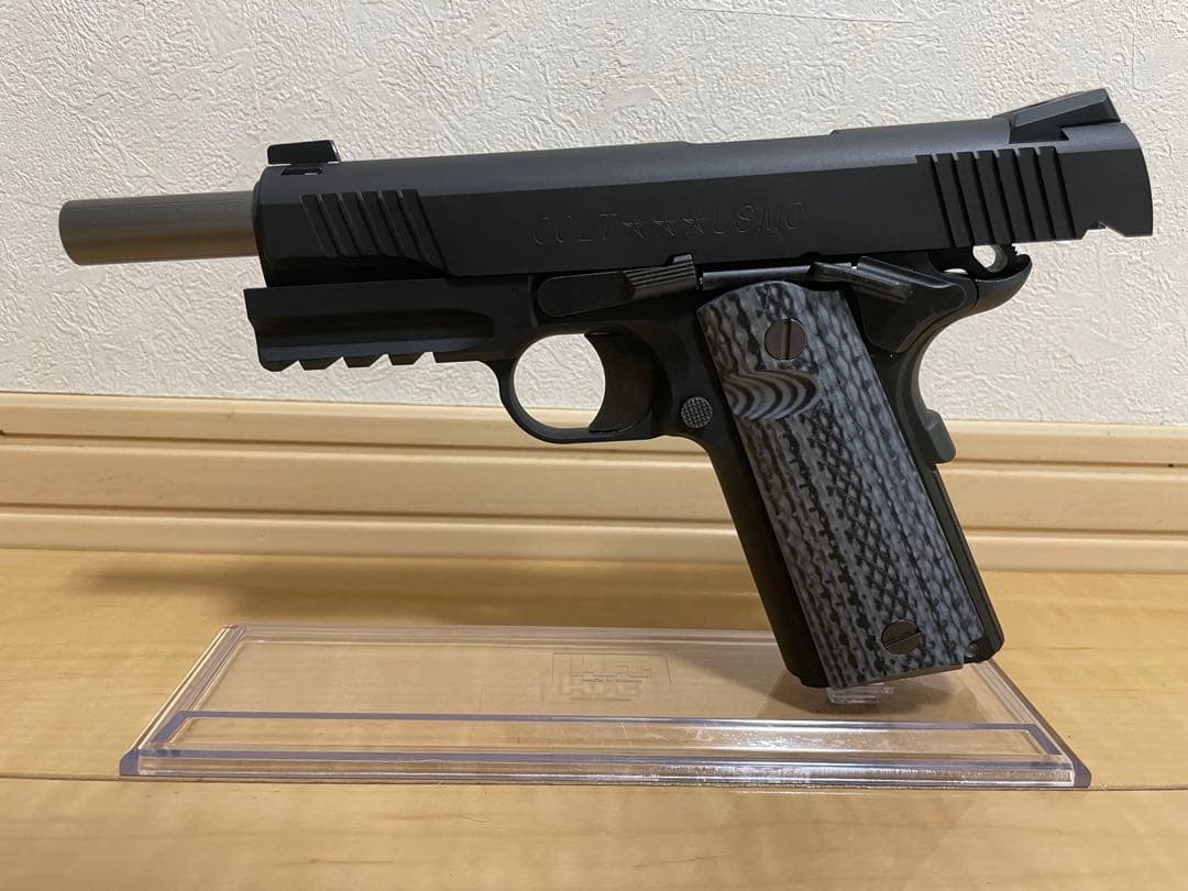 東京マルイ M45A1 BLACK シリーズ70フレーム付き スペアマガジン付属