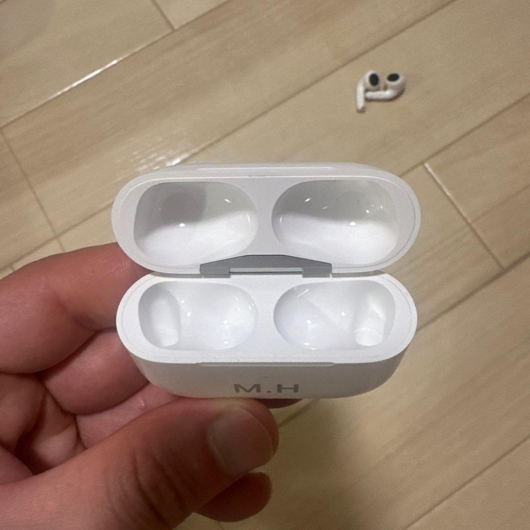 早い者勝ち Apple AirPods Pro MWP22J/A 本体