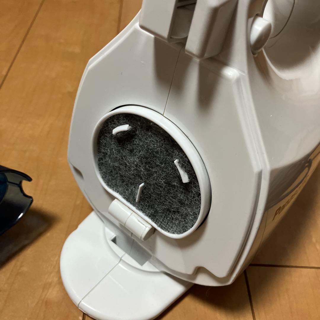 【匿名配送】Panasonic パナソニック　電気掃除機　MC-D25CP-WA