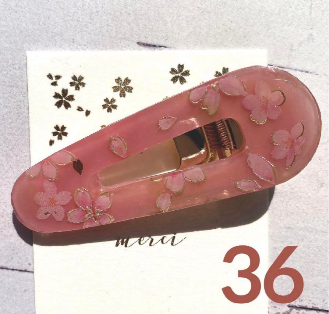 あやぽん✿プロフ必読下さい。 フラワーハンドメイドレジンヘアゴム17