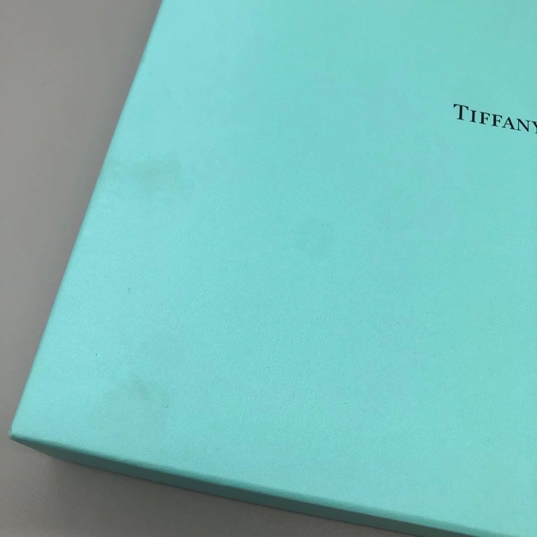 新品未使用箱入りティファニーブルーボックススクエアリボンプレート皿24cm