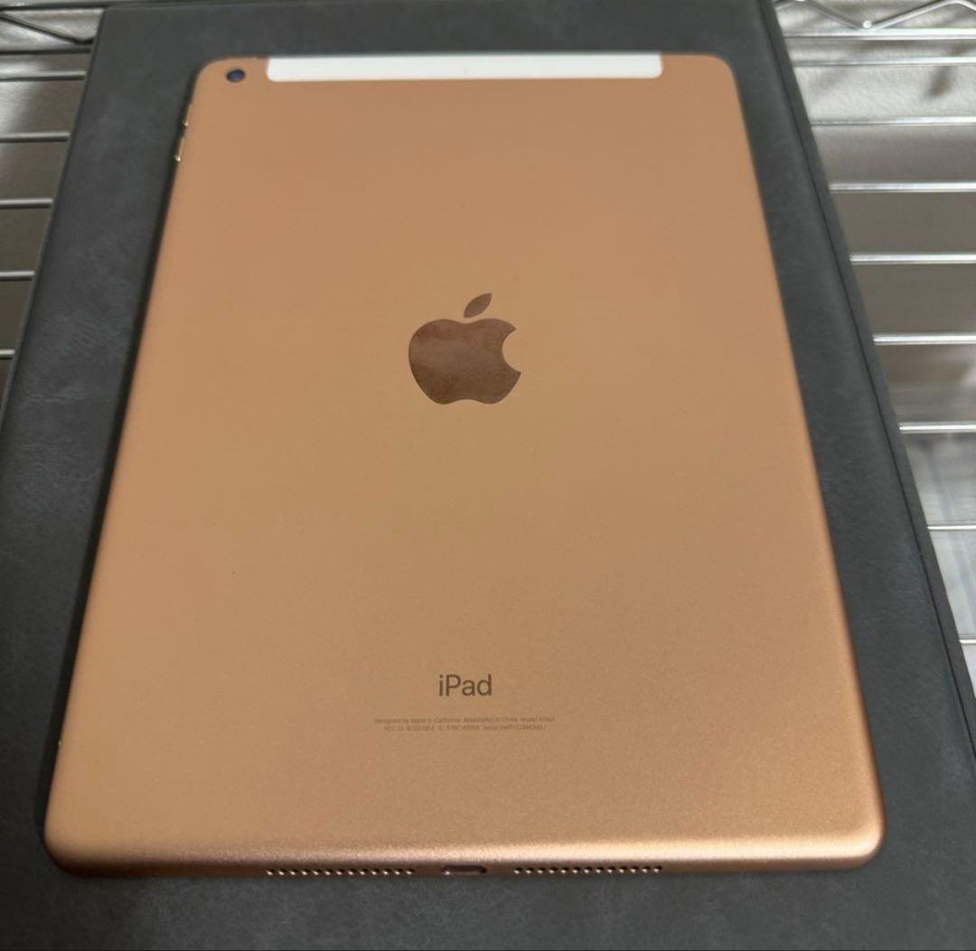 iPad本体 iPad (6th generation) Wi-Fi + Cellular
