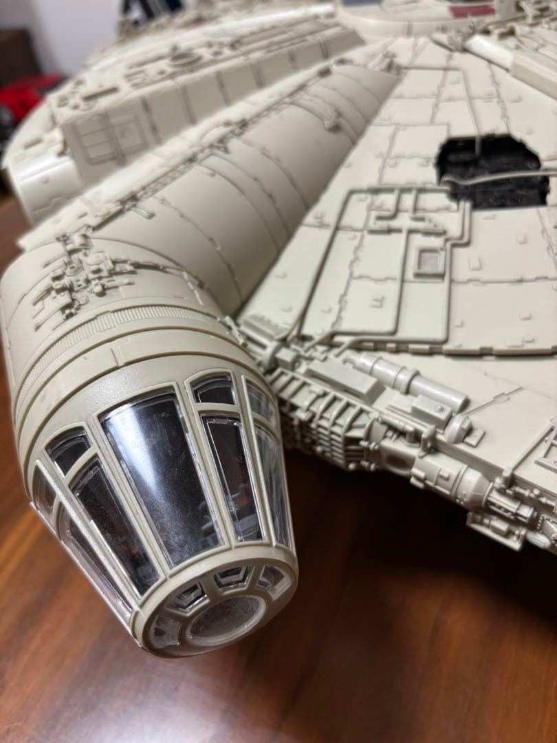 deagostiniスター・ウォーズ ミレニアム・ファルコン ，組み立て完成品