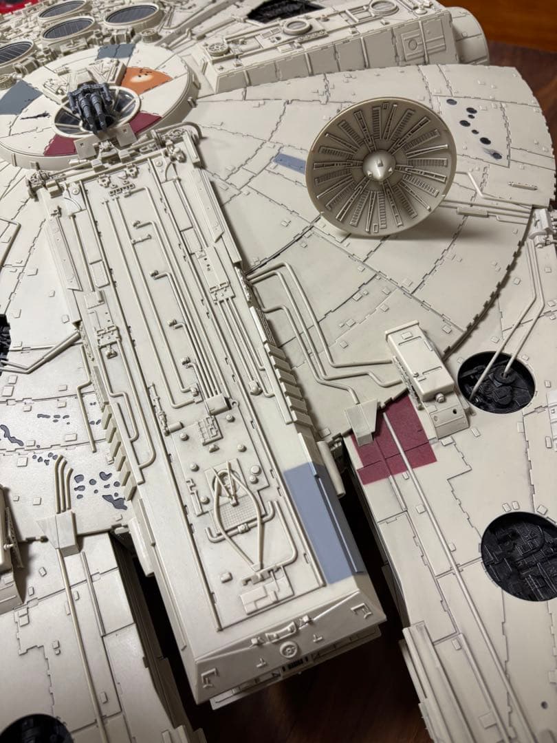 deagostiniスター・ウォーズ ミレニアム・ファルコン ，組み立て完成品