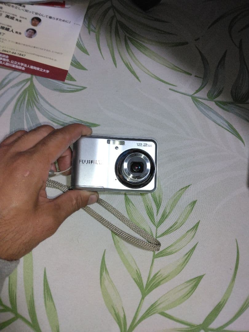 FUJIFILM 12.2メガピクセル コンパクトデジタルカメラ