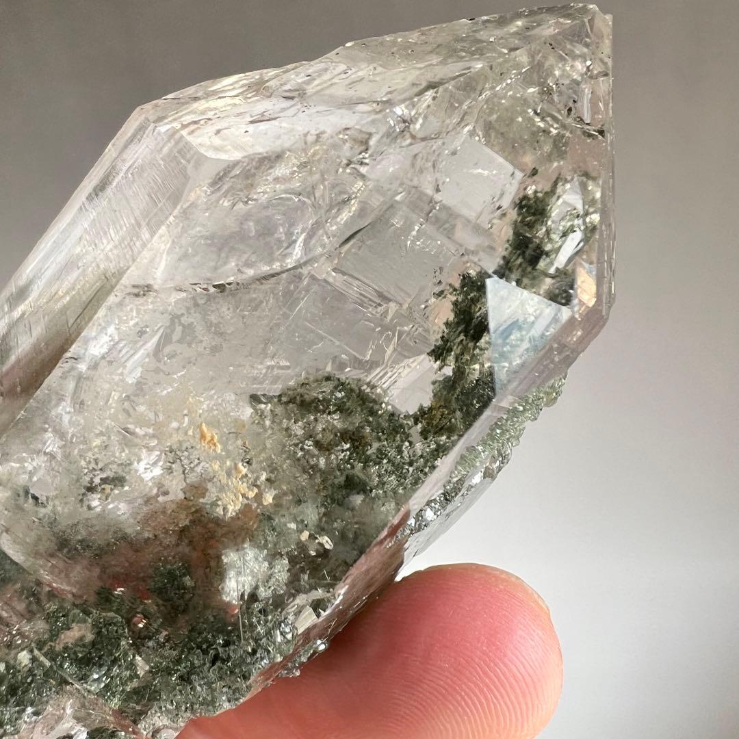 最高級　マニハール産　クローライトクリスタル　　ポイント　ヒマラヤ水晶　15