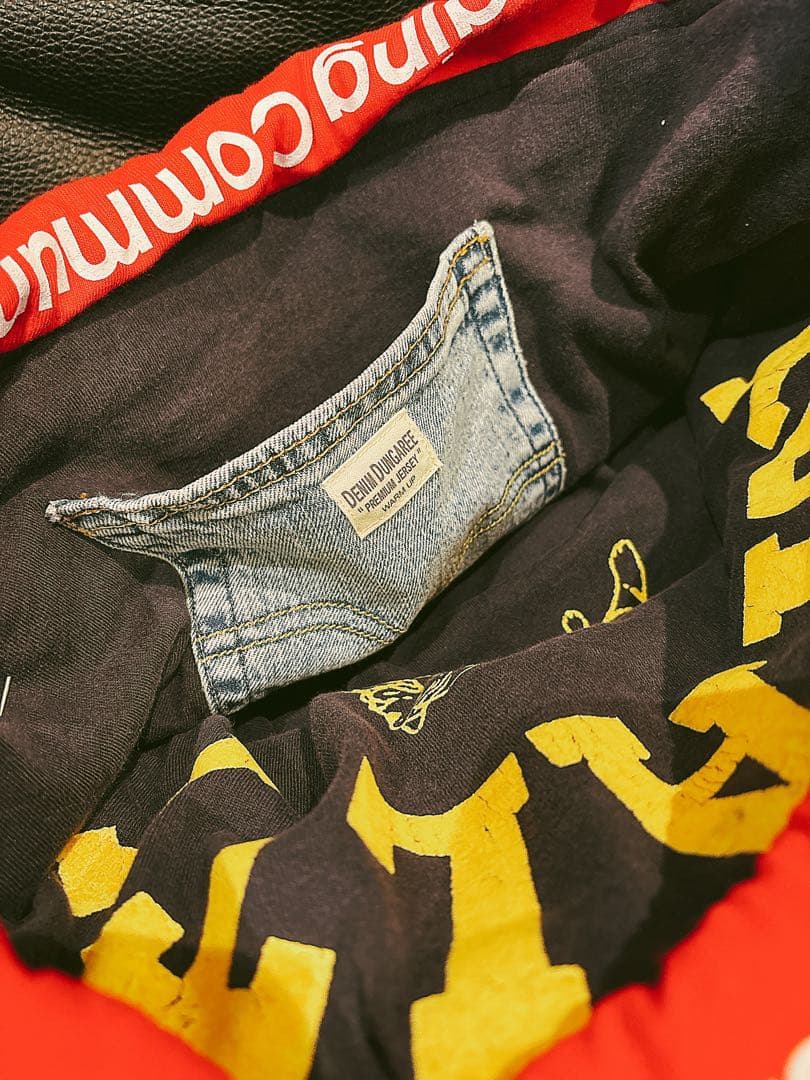 ハンドメイド 巾着 トートバッグ リメイク ビンテージ缶バッジ付き♡