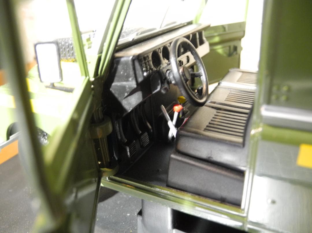イギリス空軍・レスキュー仕様 Series III ミニカー 1:18