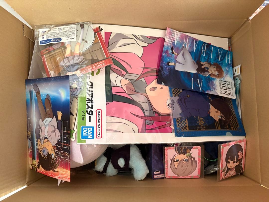 アニメグッズ多数　ノンジャンル　まとめ売り　大量　段ボール　140サイズ