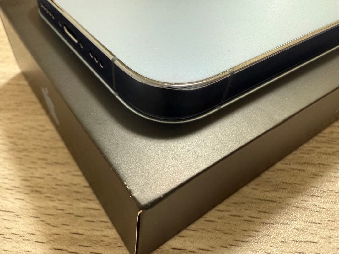 iPhone13Pro 256GB シエラブルー美品 期間限定出品（4/末まで）