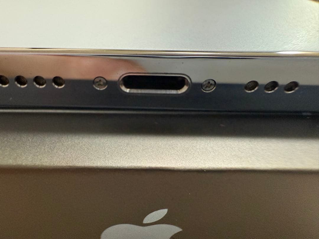 iPhone13Pro 256GB シエラブルー美品 期間限定出品（4/末まで）