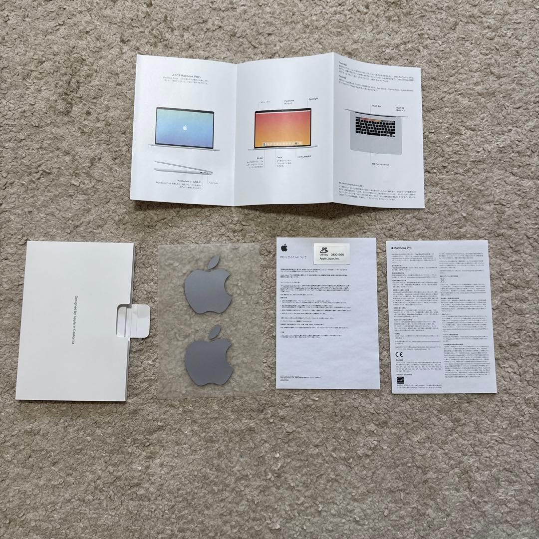 MacBook Pro 16インチCore i9 / 64GB 1TB