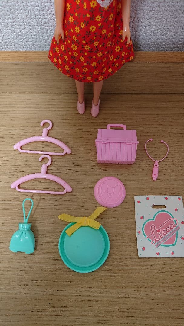 二代目リカちゃん 洋服9着 小物10個 つき