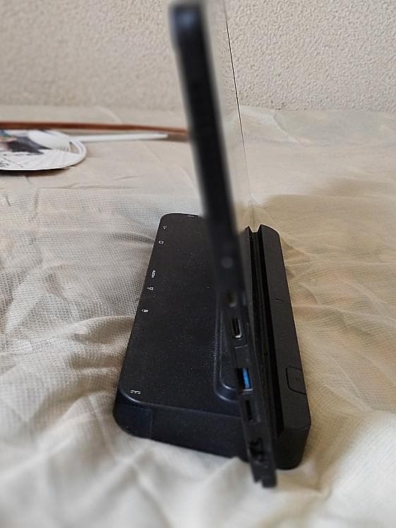 Windowsタブレット本体 FujitsuArrowsTab Q738/SB RAM4GB ROM128GB