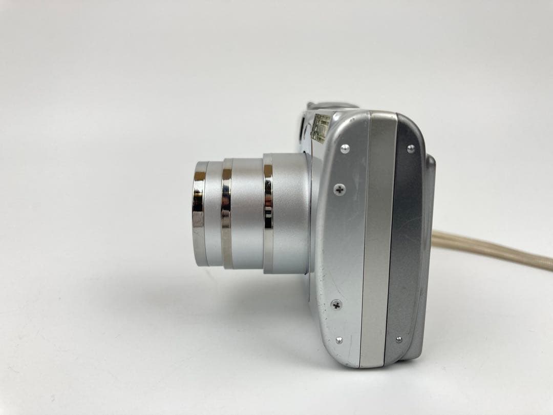 【極美品】コンデジCanon IXY DIGITAL 810 IS シルバー