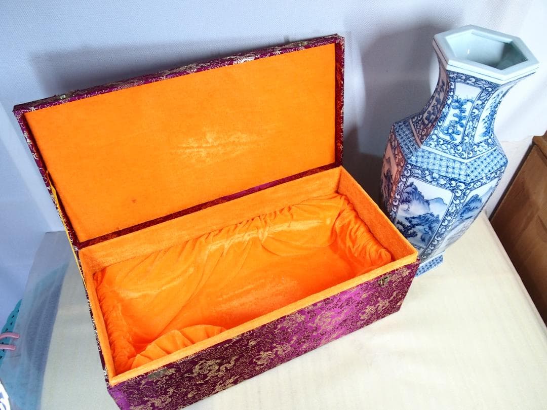 【未使用】中国 景徳鎮製 山水文 六角 花瓶/花器/フラワーベース 飾り壺 磁器