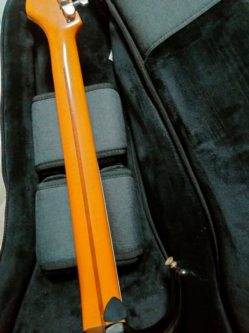 Eシリアル Squier Japan Stratocaster Fender