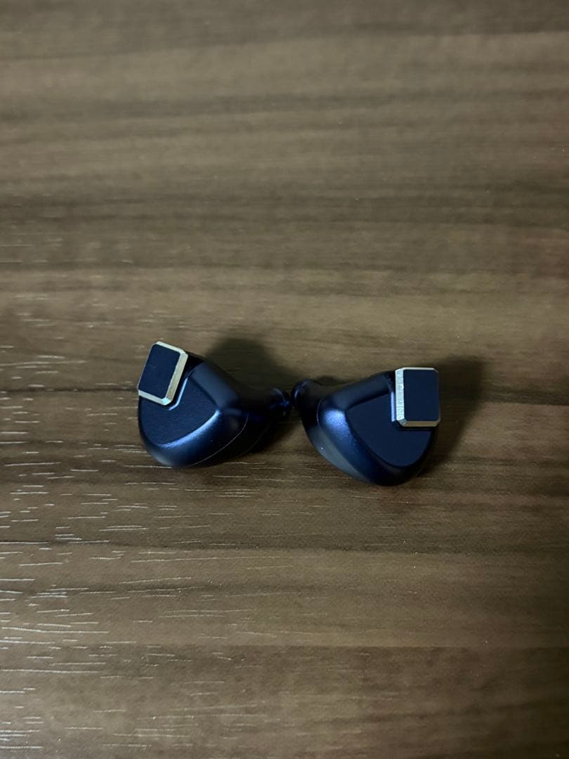 イヤホン LETSHUOER S12 PRO