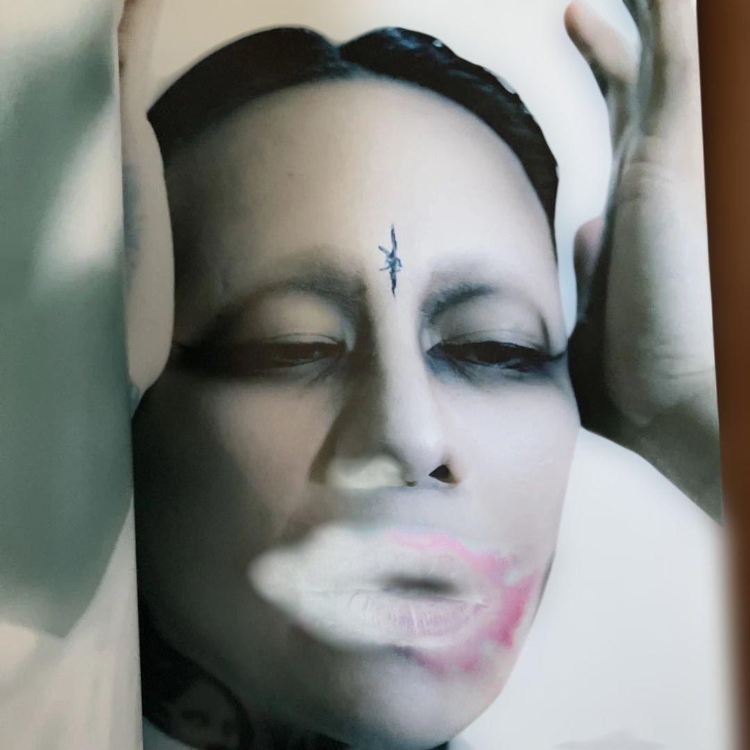 dir en grey 京 写真集 失格参 表紙にサインなし