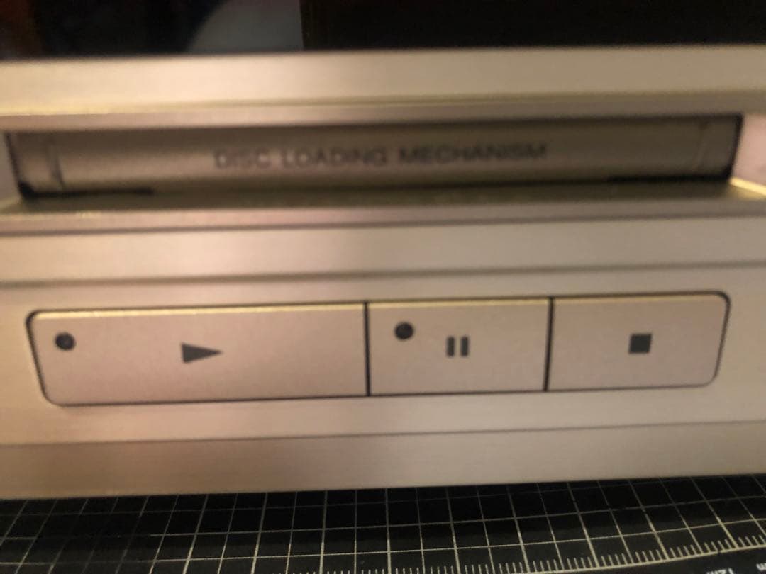 SONY MDSJA3ES MDデッキ　中古　現状品　純正リモコン付き　ギズ小