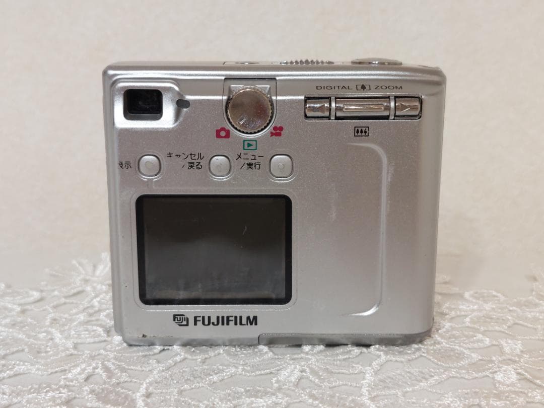 【ジャンク】FUJIFILM FinePix 40i