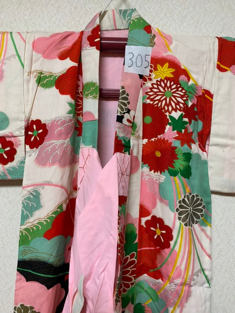 No.305アンティーク子供着物正絹3歳用しつけ糸付着丈83センチ裄丈37セン