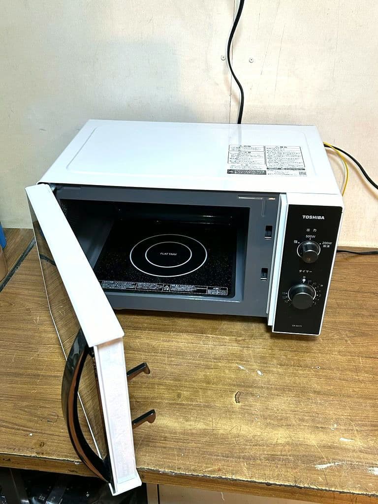 2024年製 東芝 ER-M17Y-W 電子レンジ 17L ヘルツフリー