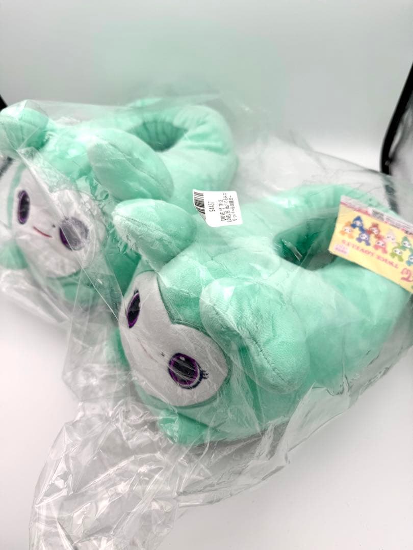 TWICE LOVERYS ミナ　ぬいぐるみスリッパ＆マスコット　GIGO限定