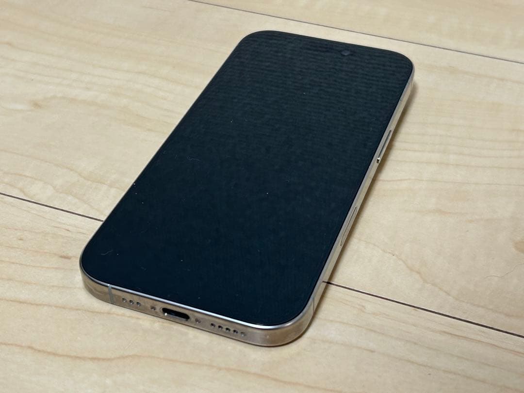 iPhone 16Pro 本体 512GB 充電ケーブル付