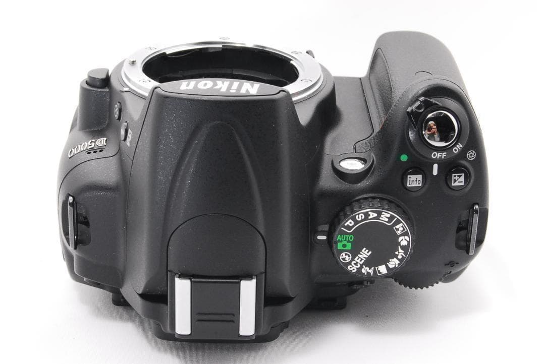 シャッター数1318回！ Nikon D5000 一眼レフカメラ スマホ転送