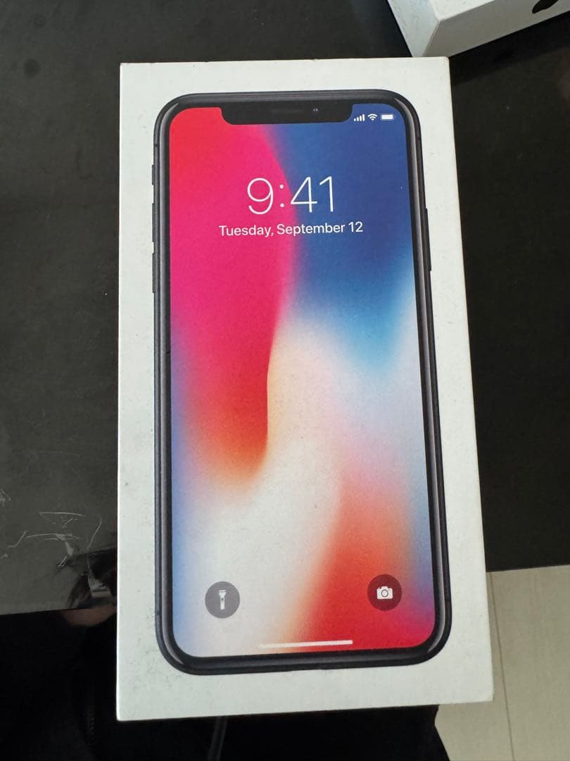 iPhone X 256GB 箱あり