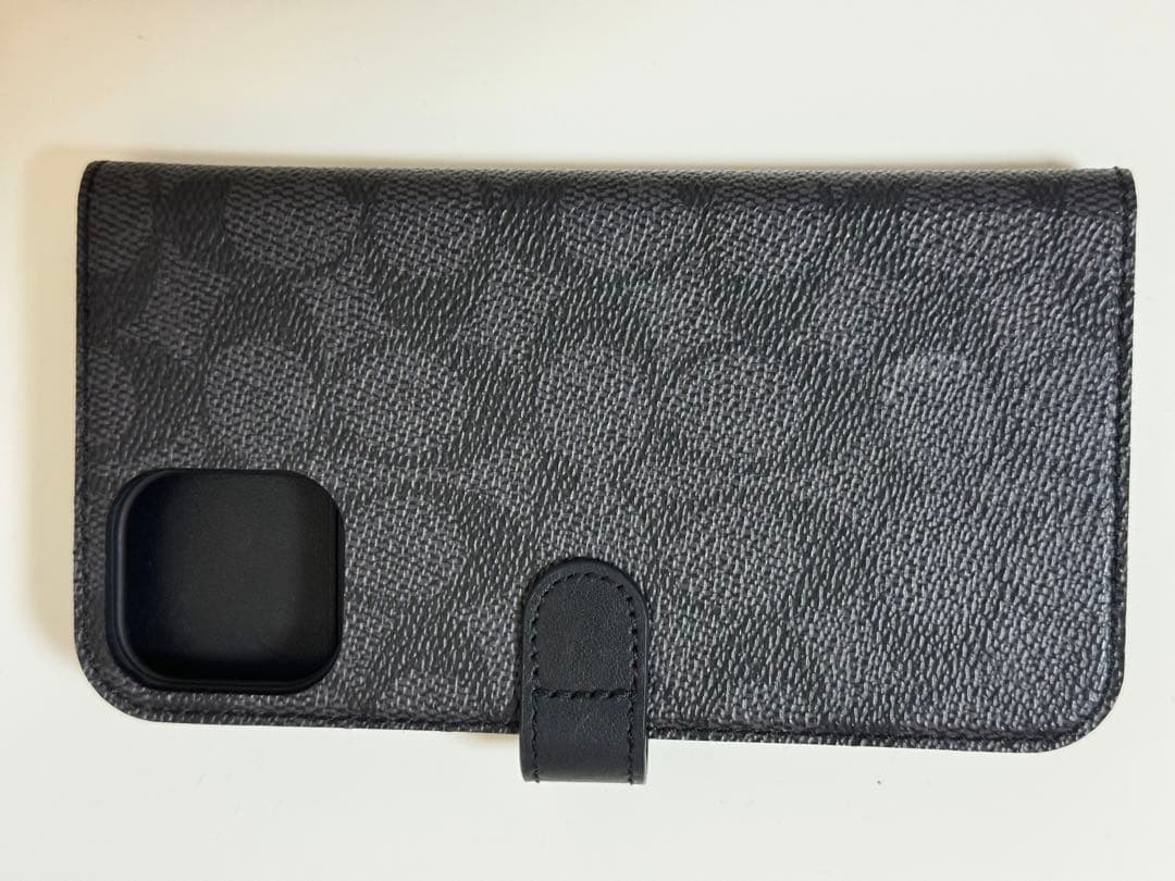 Coach iPhone用 手帳型ケース 黒
