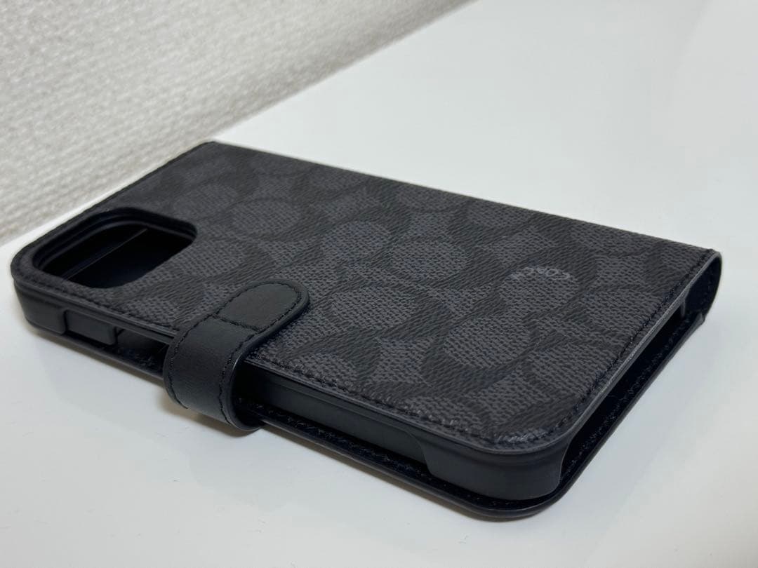 Coach iPhone用 手帳型ケース 黒
