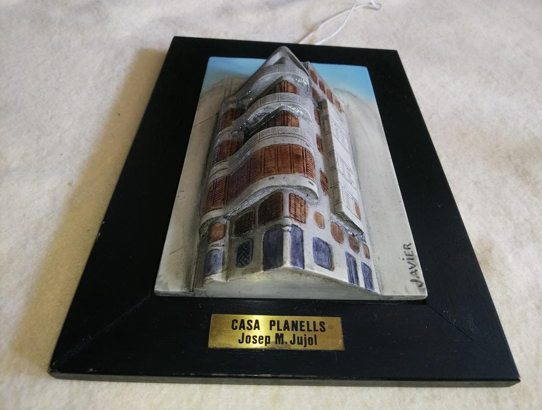 CASA PLANELLS ジュゼップ・マリア・ジュジョール 陶器立体　スペイン