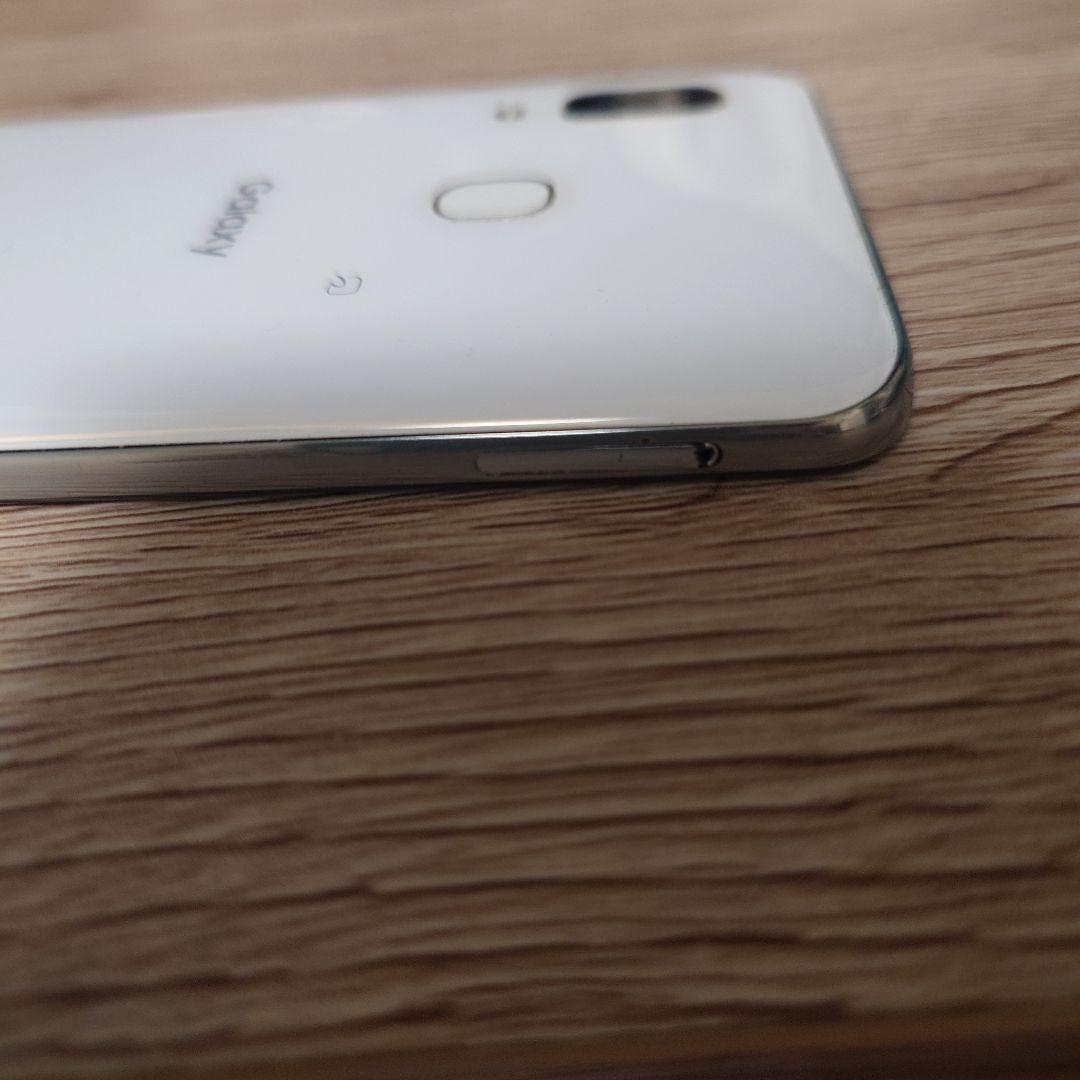 Galaxy A30 au スマートフォン本体