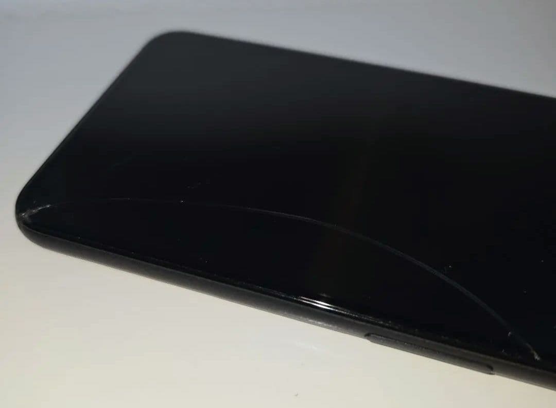 Pixel5 Google 128GB ブラック 画面ひび 傷あり