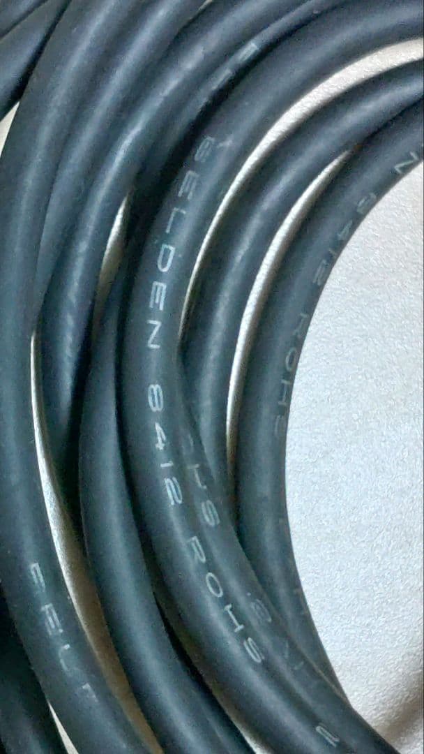 ベルデン8412　2芯シールドケーブル　約4m×2本　RCA端子