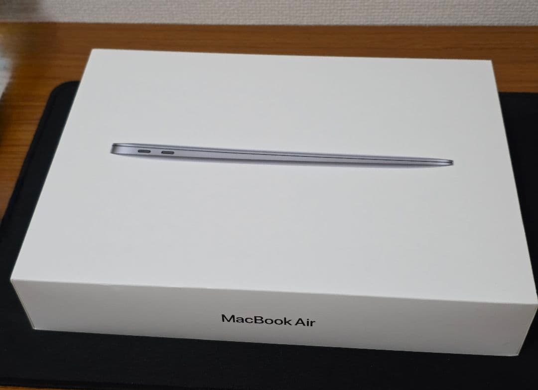 Apple MacBook Air (M1,2020) 8GB シルバー