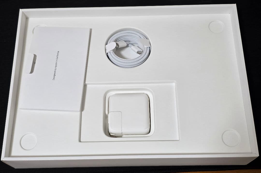 Apple MacBook Air (M1,2020) 8GB シルバー